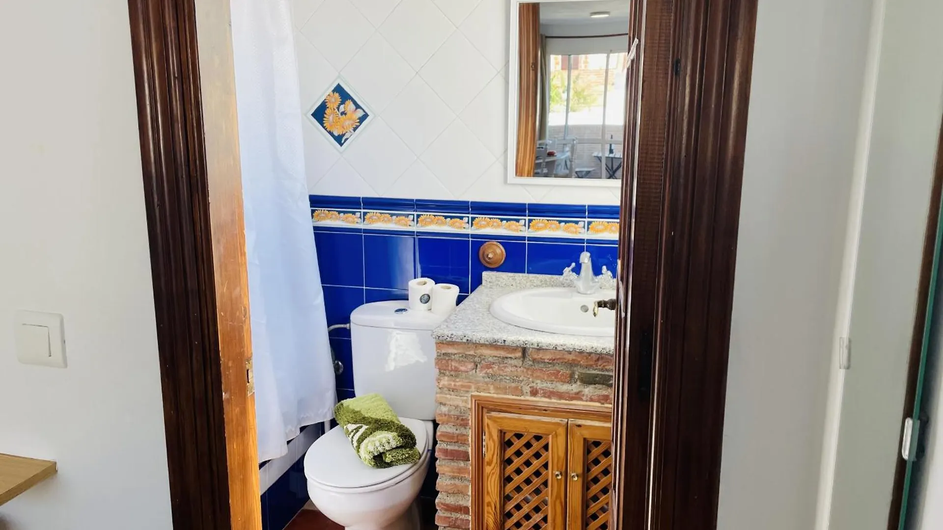Apartment Estudio Jimena Cordoba En El Centro De Nerja Spain